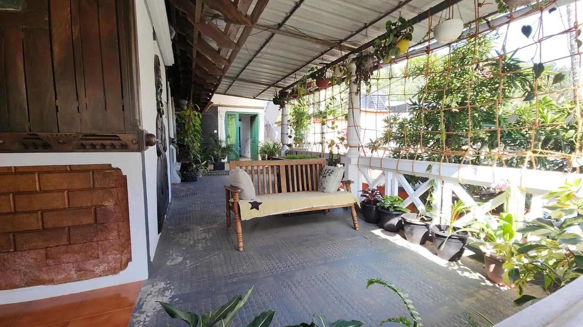 Kairali Palace Home Stay Thekkady